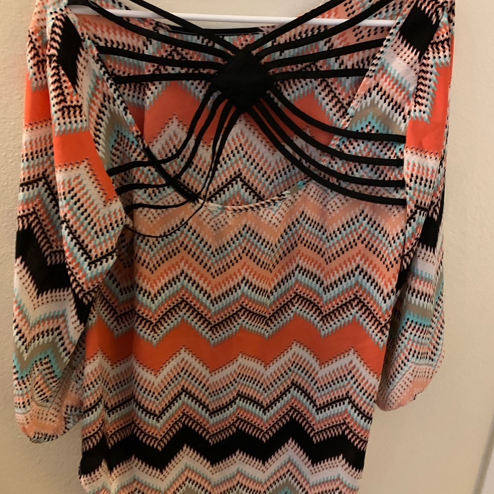 Funky blouse - Picture 2 of 2